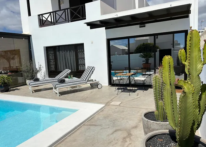 Casa Natalia * Tías