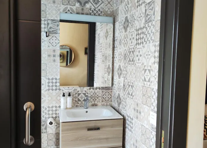 Casa Natalia Apartment *